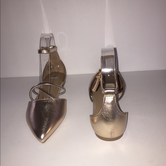 Call It Spring- Araelia Flats - Picture 5 of 8